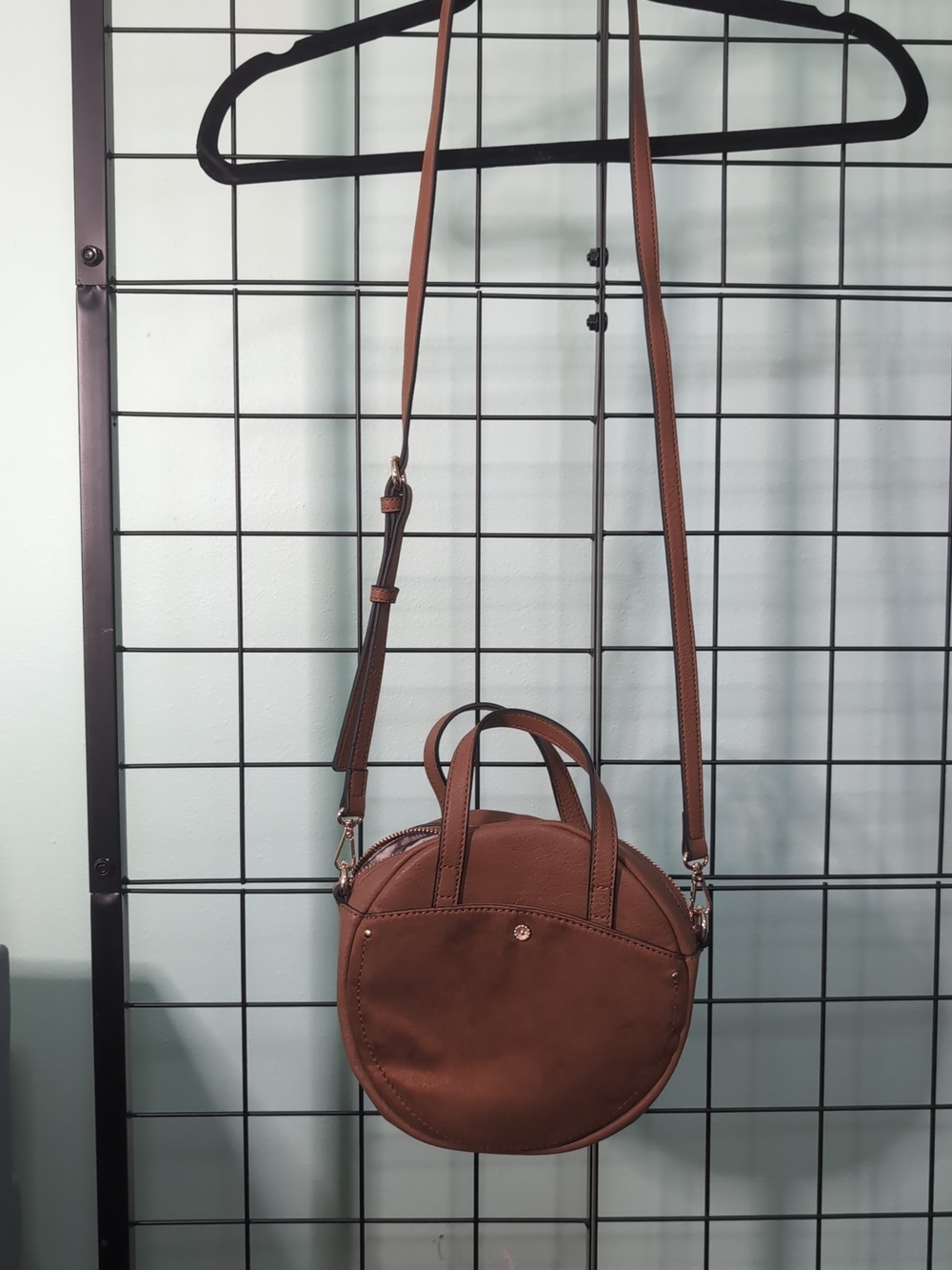 Lauren Conrad Brown Round Crossbody Handbag – New